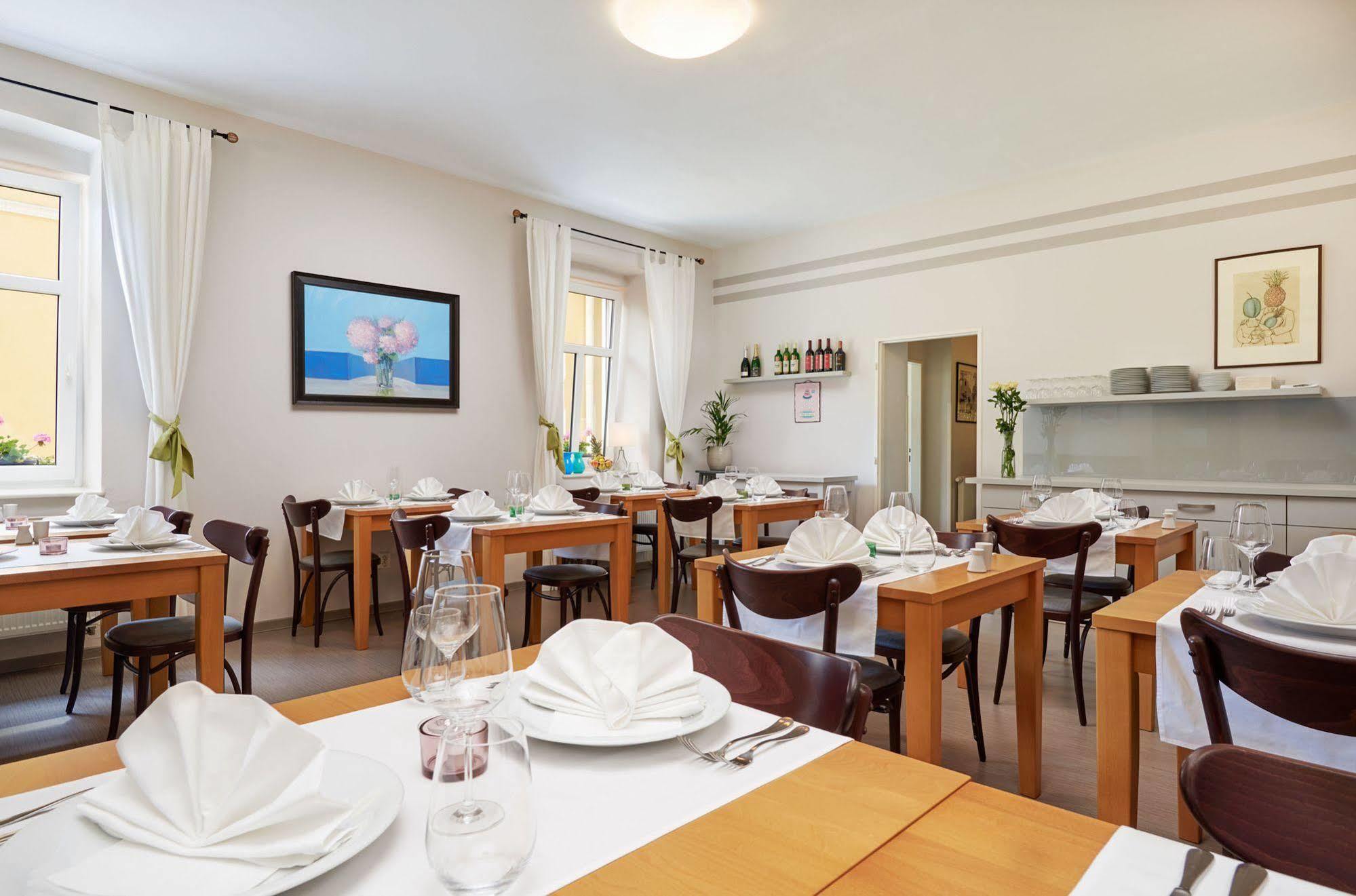 Boutique Hotel Swisshouse Marianske Lazne Exterior photo