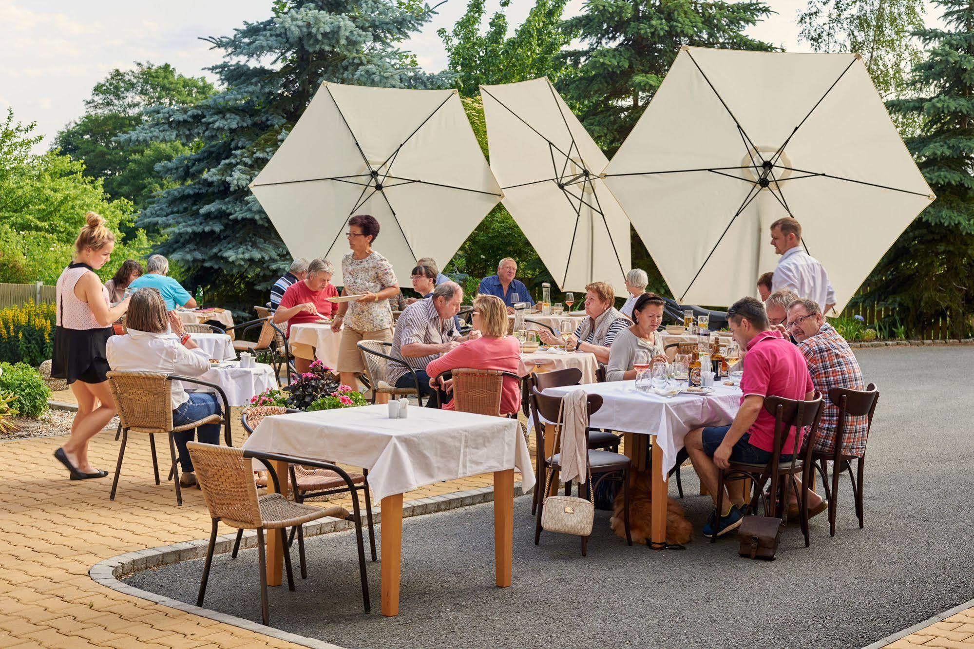Boutique Hotel Swisshouse Marianske Lazne Exterior photo
